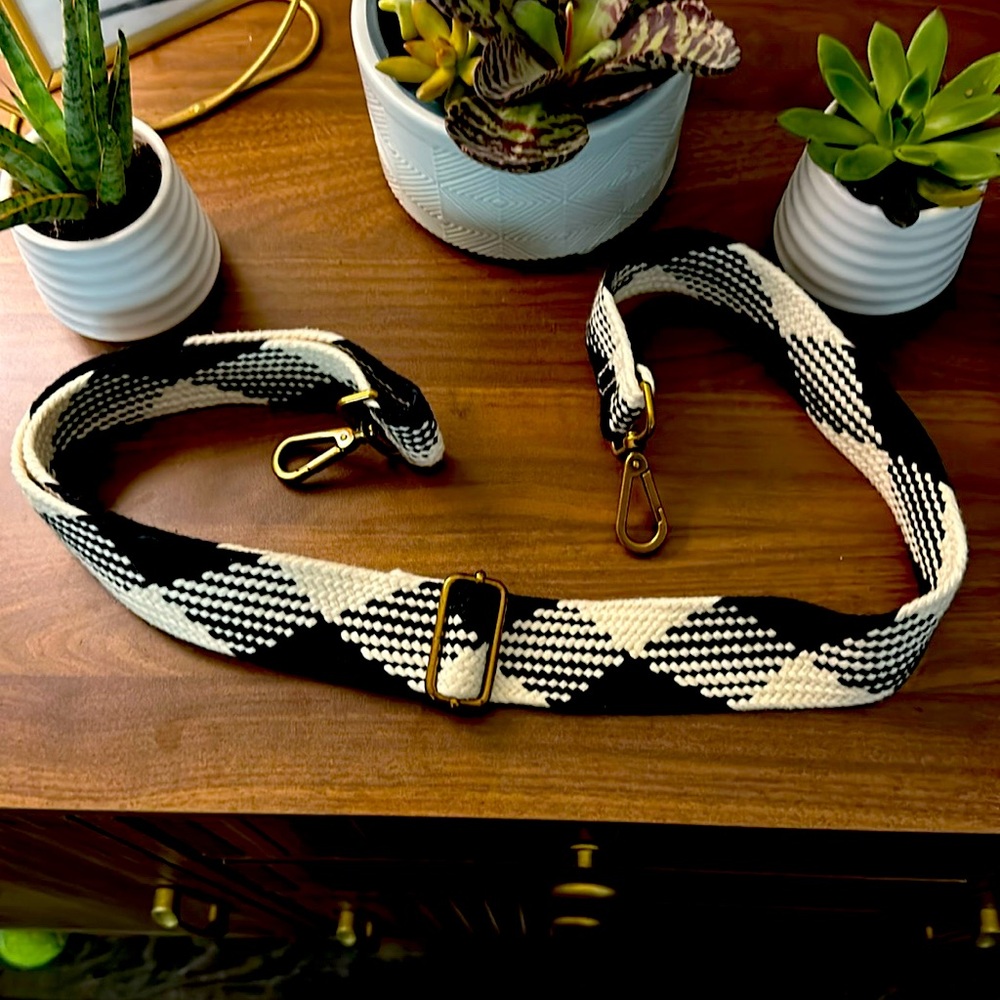 Madewell adjustable purse/ bag strap.